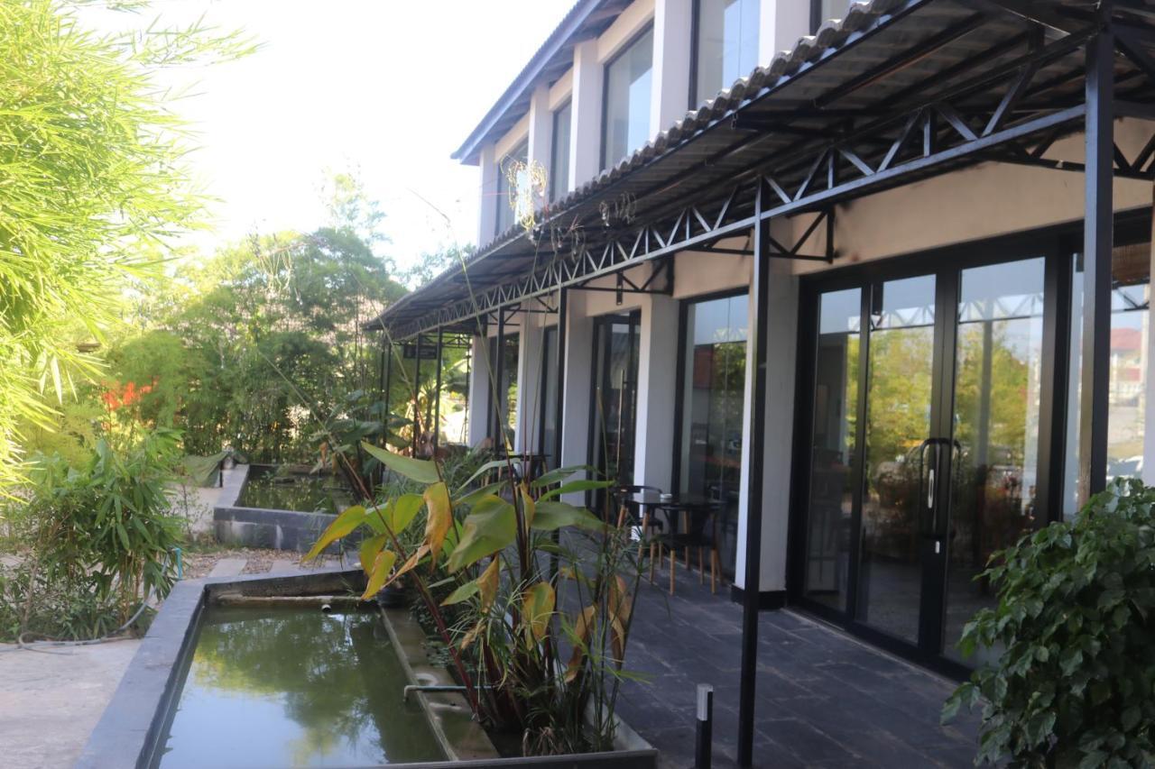 Chang Palace Vientiane Exteriör bild